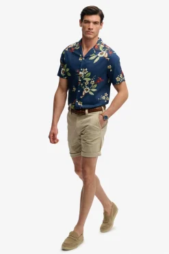 Bermuda chino