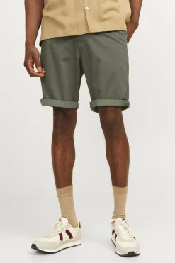 Bermuda estilo chino regular fit