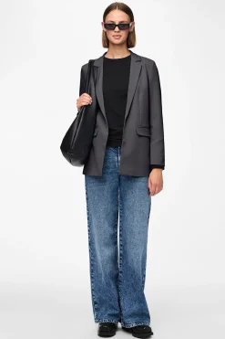 Blazer b&aacute;sica