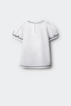 Blusa blanca bordados ni&ntilde;a