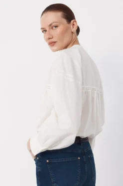 Blusa bordada
