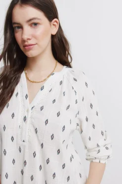 Blusa bordados lace