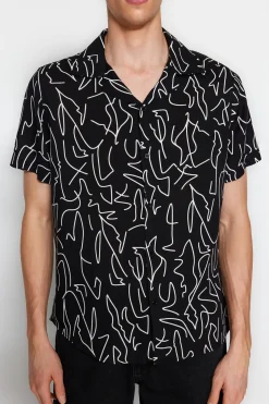 Camisa estampada manga corta