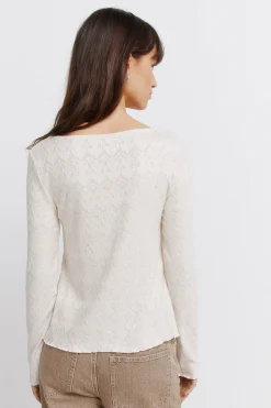 Camiseta acabado ondas