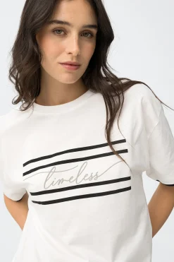 Camiseta con rayas