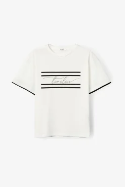 Camiseta con rayas