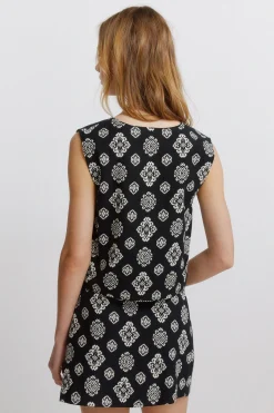 Chaleco estampado &eacute;tnico