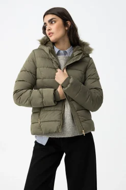 Chaqueta acolchada con capucha