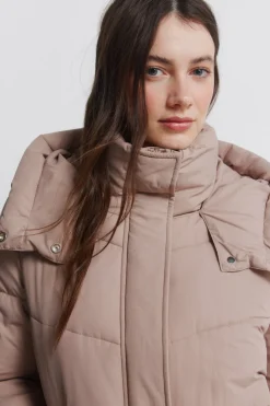 Chaqueta acolchada con capucha