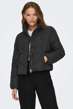 Chaqueta acolchada corta