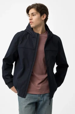 Chaqueta con capucha