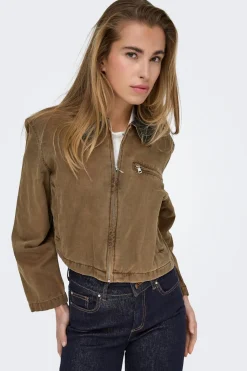 Chaqueta corta con cremallera