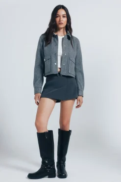 Chaqueta corta felpa