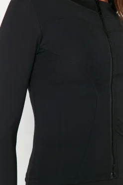 Chaqueta deportiva costuras