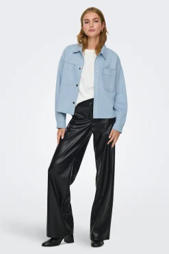 Chaqueta ligera antelina