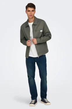 Chaqueta sarga