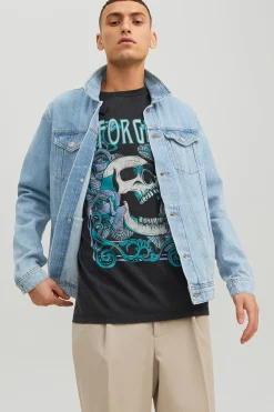 Chaqueta vaquera corta