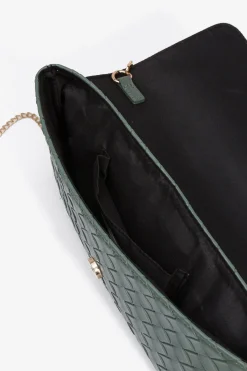 Clutch con textura de trama