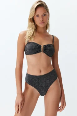 Conjunto de bikini bandeau alto brillo