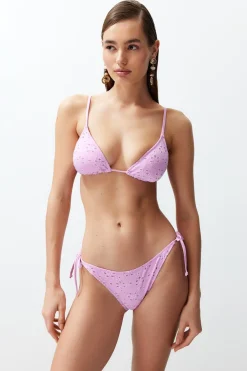 Conjunto de bikini triangular brocado