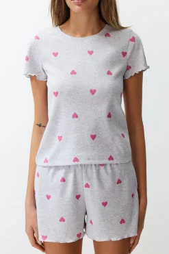 Conjunto de pijama corto corazones