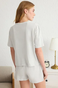 Conjunto de pijama corto pandas
