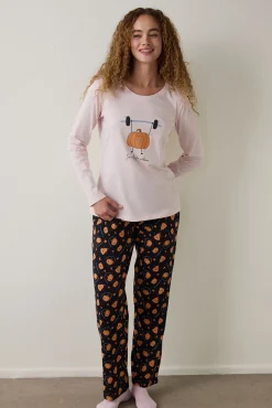 Conjunto de pijama de manga larga con cuello redondo y estampado de calabazas