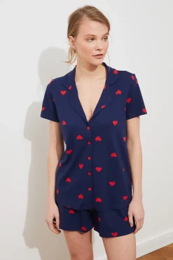 Conjunto pijama camisero corto corazones
