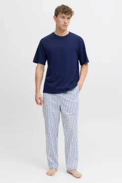 Conjunto pijama pantal&oacute;n largo cuadros