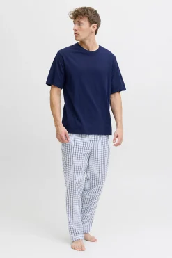 Conjunto pijama pantal&oacute;n largo cuadros