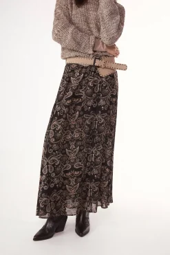 Falda estampada con gomas