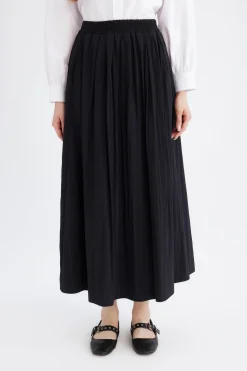 Falda maxi plisada