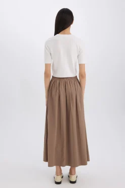 Falda maxi plisada