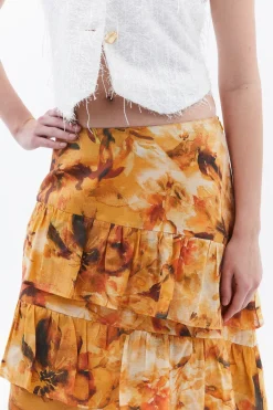 Falda midi
