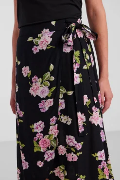 Falda midi cruzada con lazada