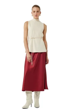 Falda midi de corte regular con cintura est&aacute;ndar