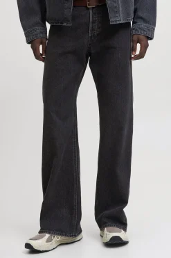 Jeans acampanado