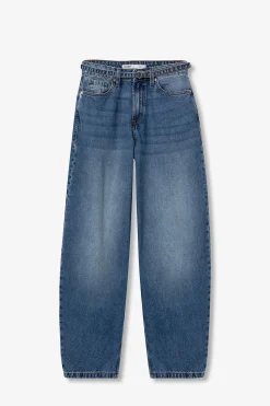 Jeans Ava Balloon Fit con Cintur&oacute;n