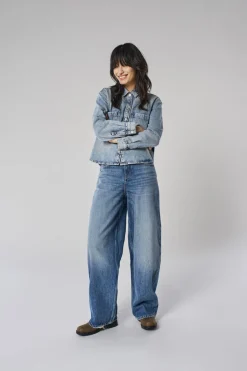 Jeans barrel