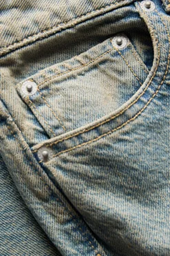 Jeans corte relajado
