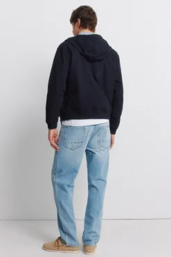 Jeans lavado medio claro straight fit