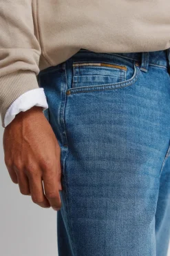 Jeans lavado medio regular fit