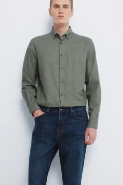 Jeans lavado oscuro straight fit