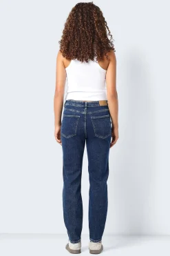 Jeans Mom