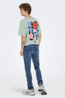 Jeans slim fit.