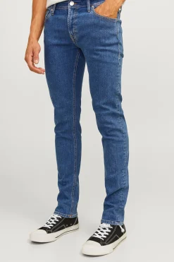 Jeans slim fit cl&aacute;sico