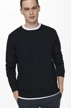 Jersey de hombre de cuello redondo regular fit.