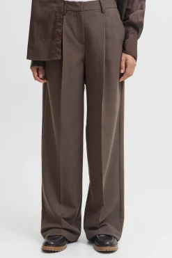 Pantal&oacute;n ancho con pinzas