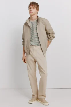 Pantalón 5 bolsillos lavado straight fit