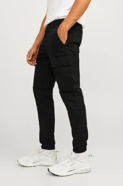 Pantal&oacute;n cargo slim fit